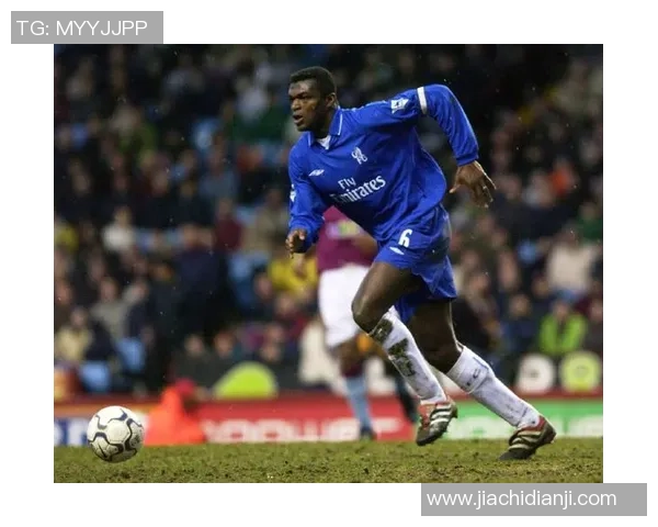 足球明星德塞利的传奇人生与足球事业的辉煌成就揭秘 足球明星德塞利的传奇人生与足球事业的辉煌成就揭秘